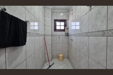 Casa para alugar com 116m², 2 quartos e 4 vagas Casa para alugar com 116m², 2 quartos e 4 vagasBanheiro da suíte