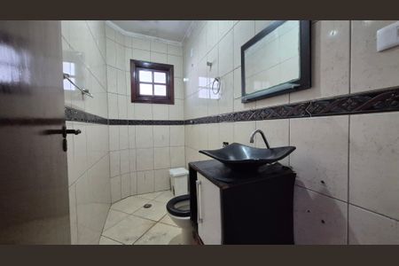 Casa para alugar com 116m², 2 quartos e 4 vagas Casa para alugar com 116m², 2 quartos e 4 vagasBanheiro