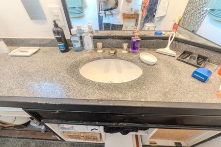 Apartamento à venda com 42m², 1 quarto e 1 vagaBanheiro