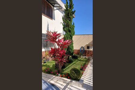 Casa à venda com 385m², 5 quartos e 5 vagas