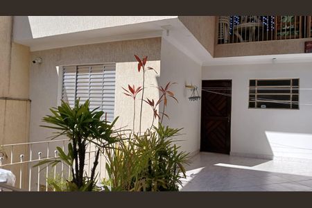 Casa à venda com 385m², 5 quartos e 5 vagas