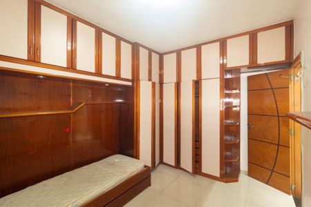 Casa para alugar com 200m², 3 quartos e 2 vagasQuarto 1