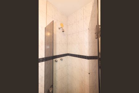 Casa para alugar com 200m², 3 quartos e 2 vagasBanheiro da Suíte