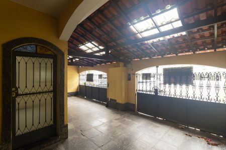 Casa para alugar com 200m², 3 quartos e 2 vagasVaranda