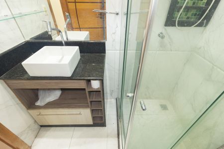 Casa para alugar com 200m², 3 quartos e 2 vagasBanheiro Social 1