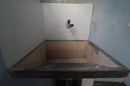 Casa para alugar com 50m², 1 quarto e sem vagaÁrea de Serviço