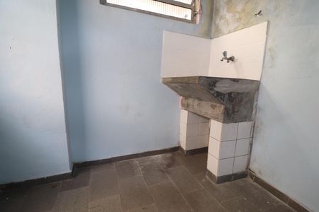 Casa para alugar com 50m², 1 quarto e sem vagaÁrea de Serviço