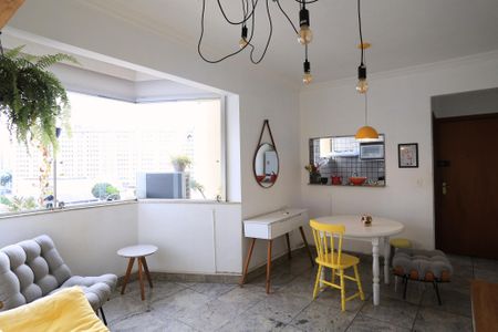 Sala de apartamento para alugar com 2 quartos, 59m² em Santa Efigênia, Belo Horizonte