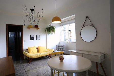 Sala de apartamento para alugar com 2 quartos, 59m² em Santa Efigênia, Belo Horizonte
