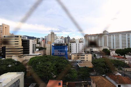 Vista do Quarto de apartamento para alugar com 2 quartos, 59m² em Santa Efigênia, Belo Horizonte