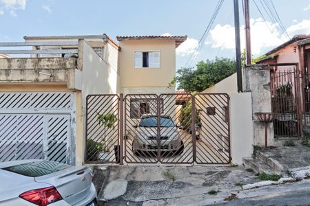 Casa para alugar com 190m², 3 quartos e 2 vagasFachada