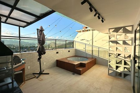 Apartamento para alugar com 2 quartos, 135m² em Barra da Tijuca, Rio de Janeiro