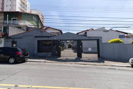 Casa de condomínio para alugar com 74m², 2 quartos e 1 vagaFachada