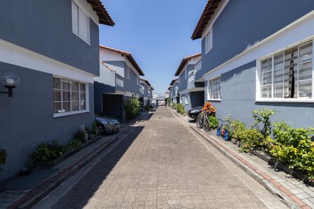 Casa de condomínio para alugar com 74m², 2 quartos e 1 vagaÁrea Comum