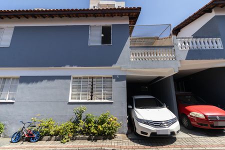 Casa de condomínio para alugar com 74m², 2 quartos e 1 vagaGaragem