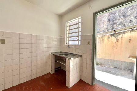 Casa para alugar com 20m², 1 quarto e sem vaga Casa para alugar com 20m², 1 quarto e sem vagaCozinha