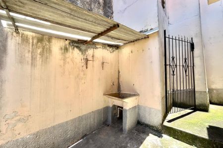 Casa para alugar com 20m², 1 quarto e sem vaga Casa para alugar com 20m², 1 quarto e sem vagaÁrea de Serviço