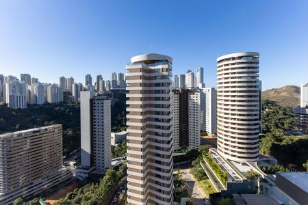Apartamento para alugar com 142m², 3 quartos e 3 vagas Apartamento para alugar com 142m², 3 quartos e 3 vagasVista da Suíte 3