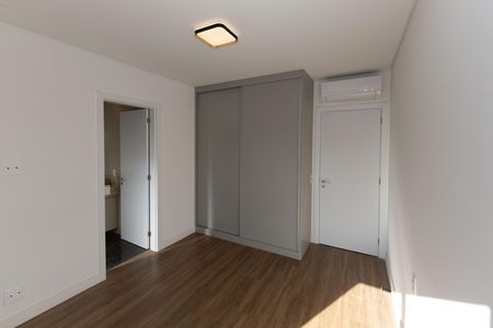 Apartamento para alugar com 142m², 3 quartos e 3 vagas Apartamento para alugar com 142m², 3 quartos e 3 vagasSuíte 2