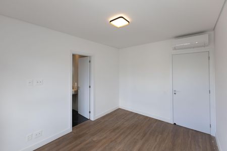 Apartamento para alugar com 142m², 3 quartos e 3 vagas Apartamento para alugar com 142m², 3 quartos e 3 vagasSuíte 2