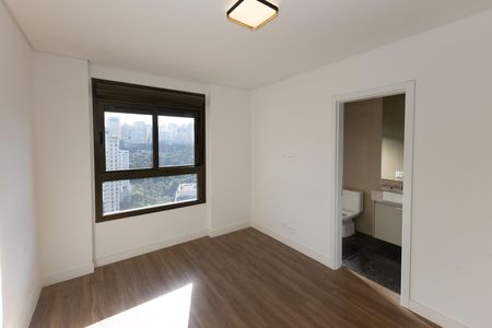 Apartamento para alugar com 142m², 3 quartos e 3 vagas Apartamento para alugar com 142m², 3 quartos e 3 vagasSuíte 2