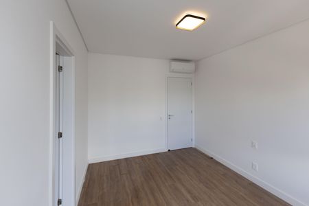 Apartamento para alugar com 142m², 3 quartos e 3 vagas Apartamento para alugar com 142m², 3 quartos e 3 vagasSuíte 2
