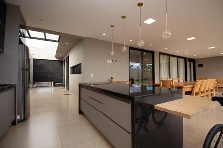 Casa de condomínio para alugar com 320m², 5 quartos e 4 vagas Casa de condomínio para alugar com 320m², 5 quartos e 4 vagasChurrasqueira