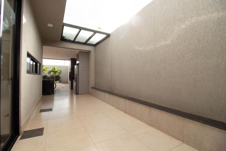 Casa de condomínio para alugar com 320m², 5 quartos e 4 vagas Casa de condomínio para alugar com 320m², 5 quartos e 4 vagasQuintal