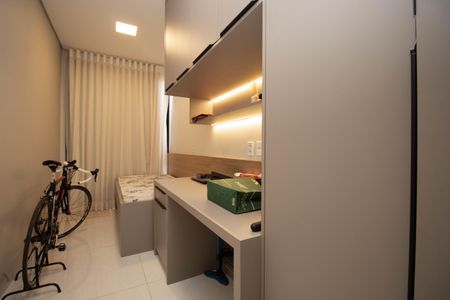 Casa de condomínio para alugar com 320m², 5 quartos e 4 vagas Casa de condomínio para alugar com 320m², 5 quartos e 4 vagasEscritório