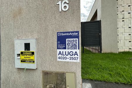 Casa de condomínio para alugar com 320m², 5 quartos e 4 vagas Casa de condomínio para alugar com 320m², 5 quartos e 4 vagasPlaca