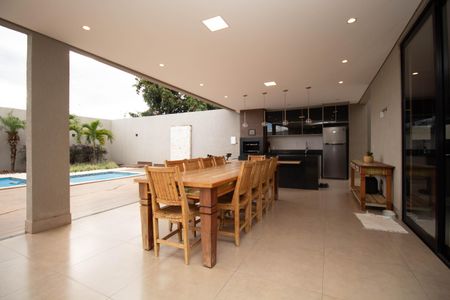 Casa de condomínio para alugar com 320m², 5 quartos e 4 vagas Casa de condomínio para alugar com 320m², 5 quartos e 4 vagasChurrasqueira