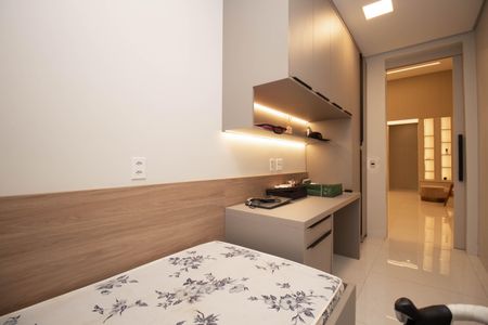 Casa de condomínio para alugar com 320m², 5 quartos e 4 vagas Casa de condomínio para alugar com 320m², 5 quartos e 4 vagasEscritório