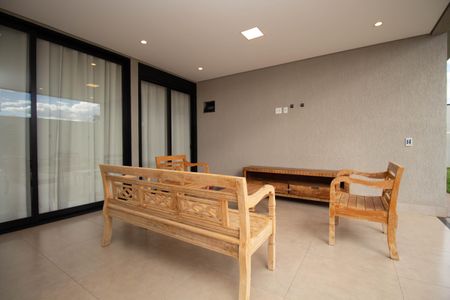 Casa de condomínio para alugar com 320m², 5 quartos e 4 vagas Casa de condomínio para alugar com 320m², 5 quartos e 4 vagasChurrasqueira