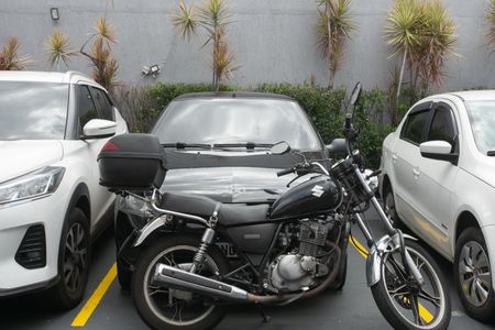 Casa de condomínio à venda com 68m², 2 quartos e 1 vagaGaragem 