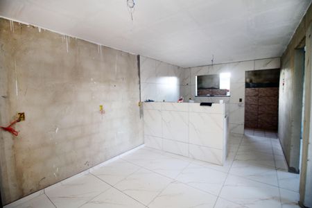 Sala de casa de condomínio para alugar com 2 quartos, 49m² em Olaria, Rio de Janeiro