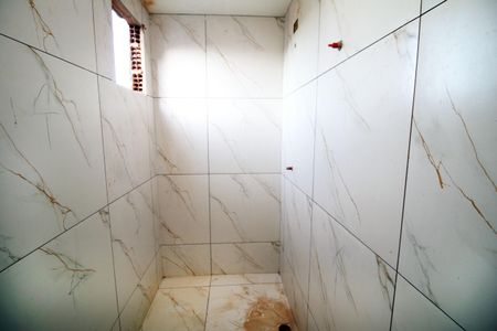 Casa para alugar com 49m², 2 quartos e sem vagaBanheiro