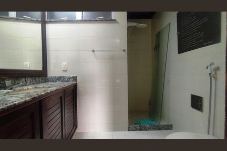 Apartamento à venda com 152m², 3 quartos e 1 vagaBanheiro
