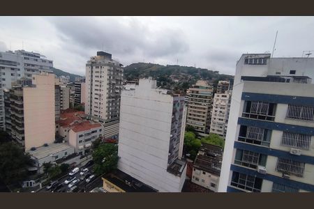 Apartamento à venda com 152m², 3 quartos e 1 vagaVaranda