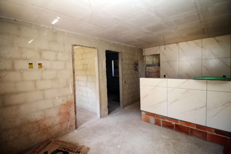 Sala de casa de condomínio para alugar com 2 quartos, 48m² em Olaria, Rio de Janeiro