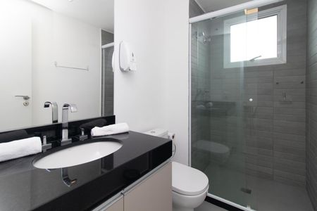 Banheiro de apartamento para alugar com 1 quarto, 41m² em Partenon, Porto Alegre