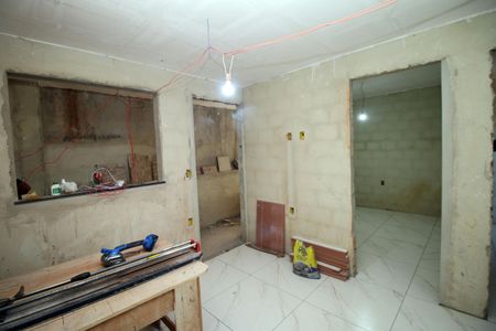 Sala de casa para alugar com 2 quartos, 48m² em Olaria, Rio de Janeiro