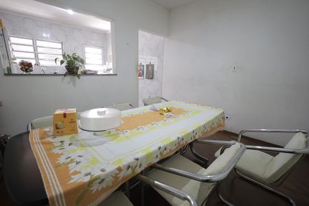 Casa à venda com 200m², 4 quartos e 4 vagasSala de Jantar