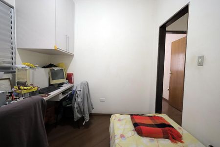 Casa à venda com 200m², 4 quartos e 4 vagasQuarto 2
