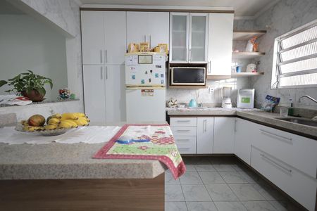 Casa à venda com 200m², 4 quartos e 4 vagasCozinha