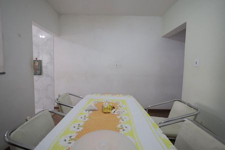 Casa à venda com 200m², 4 quartos e 4 vagasSala de Jantar