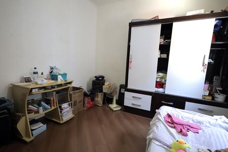 Casa à venda com 200m², 4 quartos e 4 vagasQuarto 1