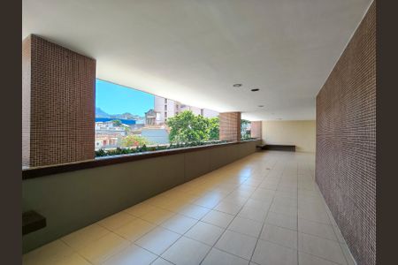 Apartamento para alugar com 168m², 4 quartos e 2 vagasÁrea comum - Playground