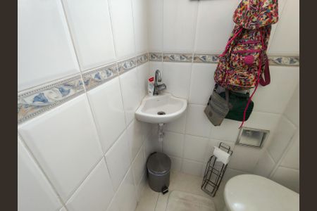 Apartamento para alugar com 168m², 4 quartos e 2 vagasBanheiro de serviço