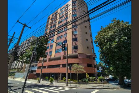 Apartamento para alugar com 168m², 4 quartos e 2 vagasFachada e portaria