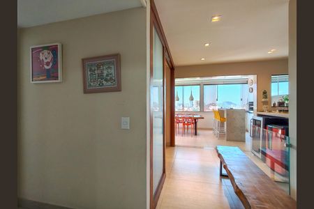 Apartamento para alugar com 168m², 4 quartos e 2 vagasSala